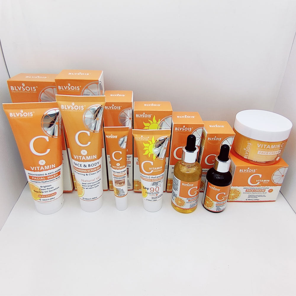 Ensemble de produits de soins de la peau à la vitamine C hydratant