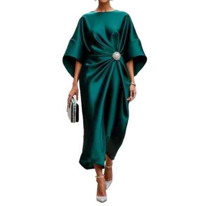 Robe longue élégante en satin Sens pour femmes avec une robe perle